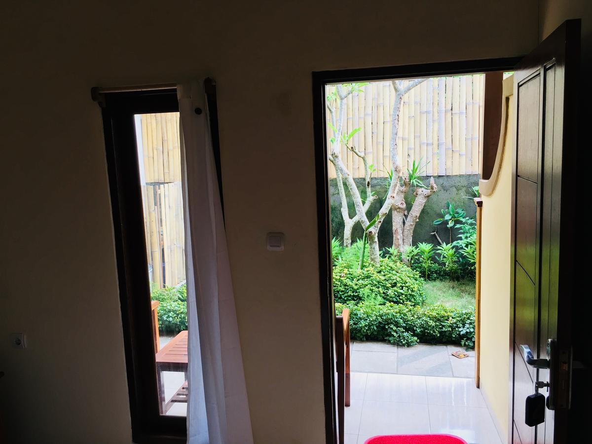 Yudhist Guest House Managed KarangGroup Nusa Lembongan Extérieur photo